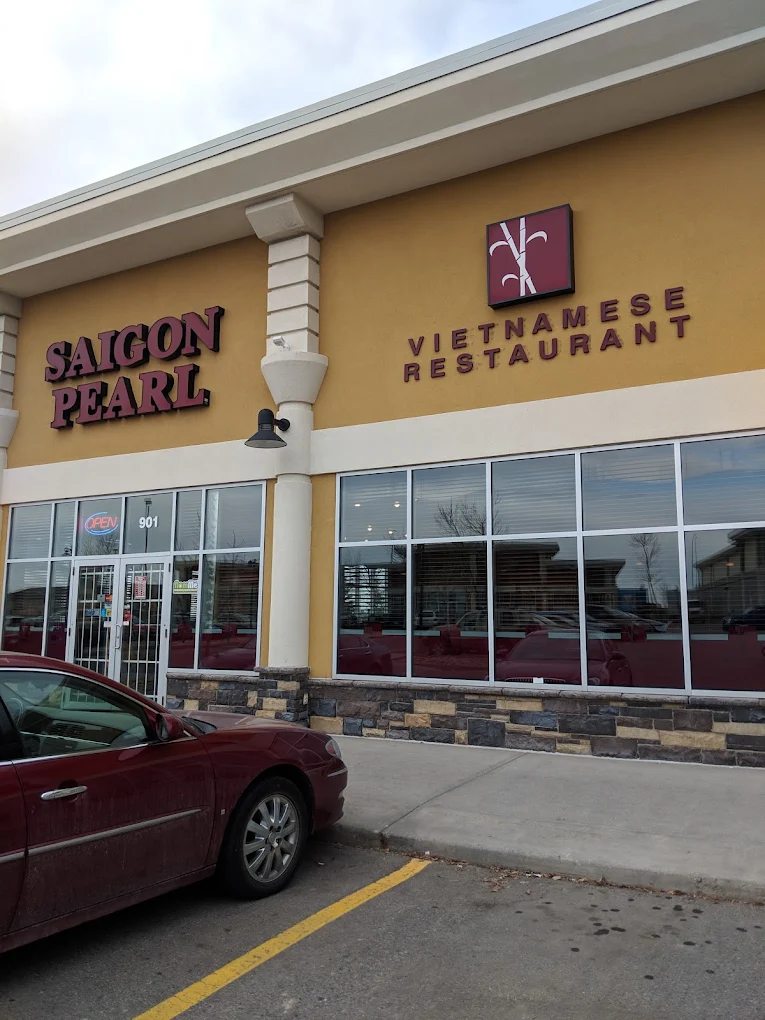 Vietnamese vermicelli bowl with grilled beef at Saigon Pearl Harvest Hills